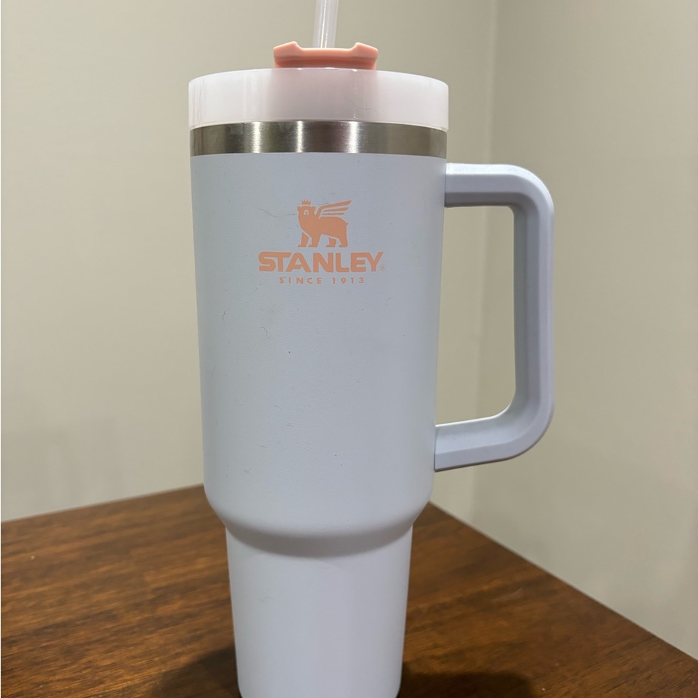 Stanley 40oz quencher